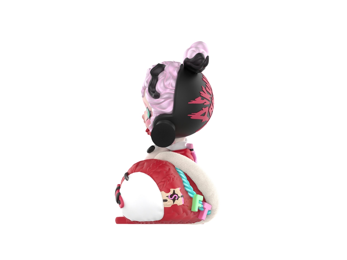 https://d2cva83hdk3bwc.cloudfront.net/pop-mart-skullpanda-the-stocking-surprise-figure-2.jpg