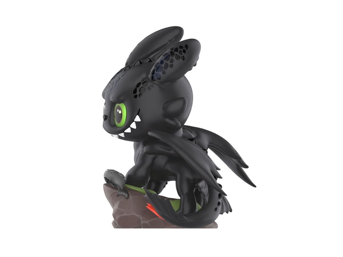 https://d2cva83hdk3bwc.cloudfront.net/pop-mart-toothless-figurine-how-to-train-your-dragon-figurine-3.jpg