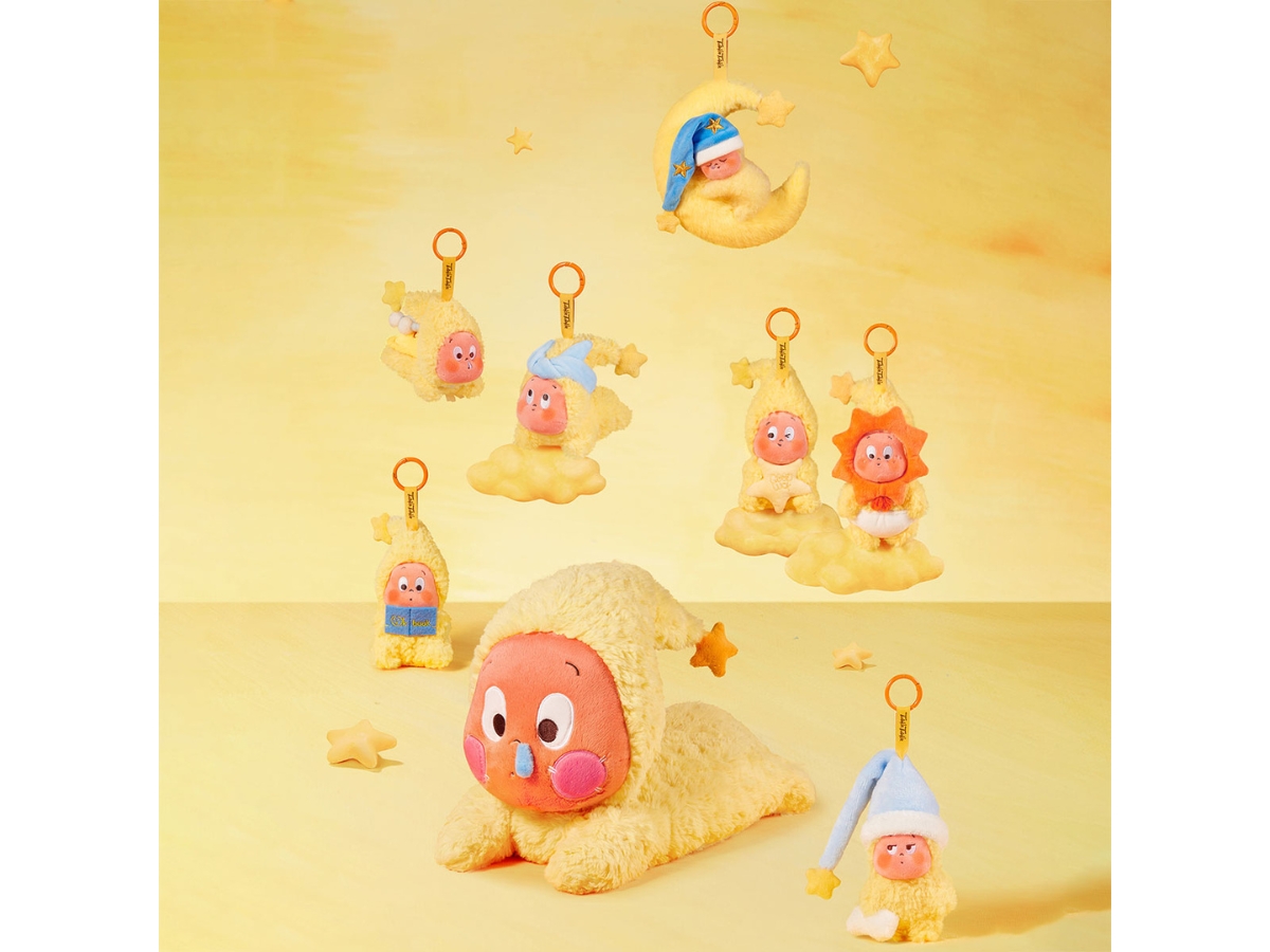 https://d2cva83hdk3bwc.cloudfront.net/pop-mart-we-are-twinkle-twinkle-series-plush-pendant-blind-box-whole-set-3.jpg