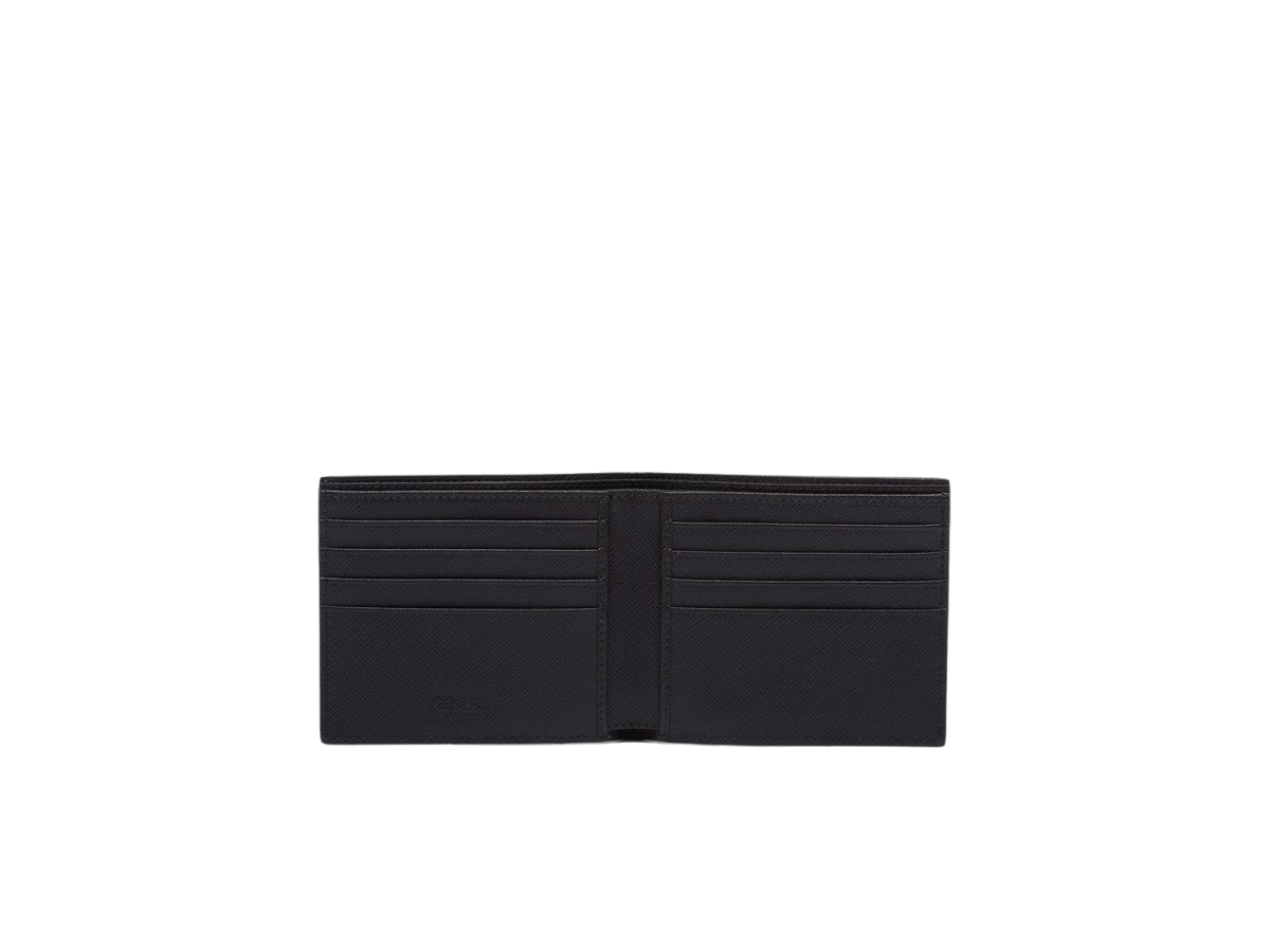 https://d2cva83hdk3bwc.cloudfront.net/prada-saffiano-leather-wallet-embossed-triangle-logo-black-3.jpg