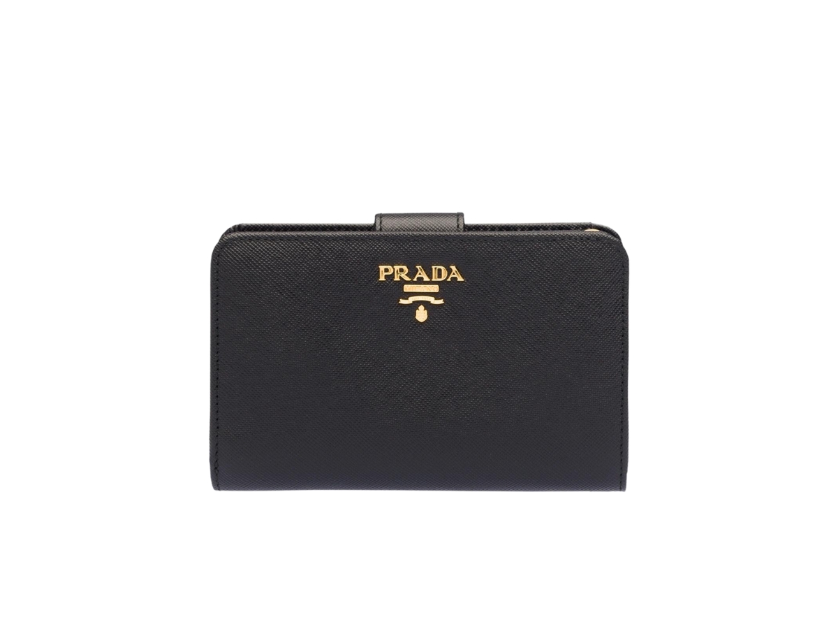 กระเป๋าสตางค์ Prada Small Saffiano Leather Wallet Gold Logo Black |  Authenticated by SASOM