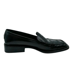 Buy Prada Square Toe Loafers Black at Sasom – Authentic and Ready to Ship
