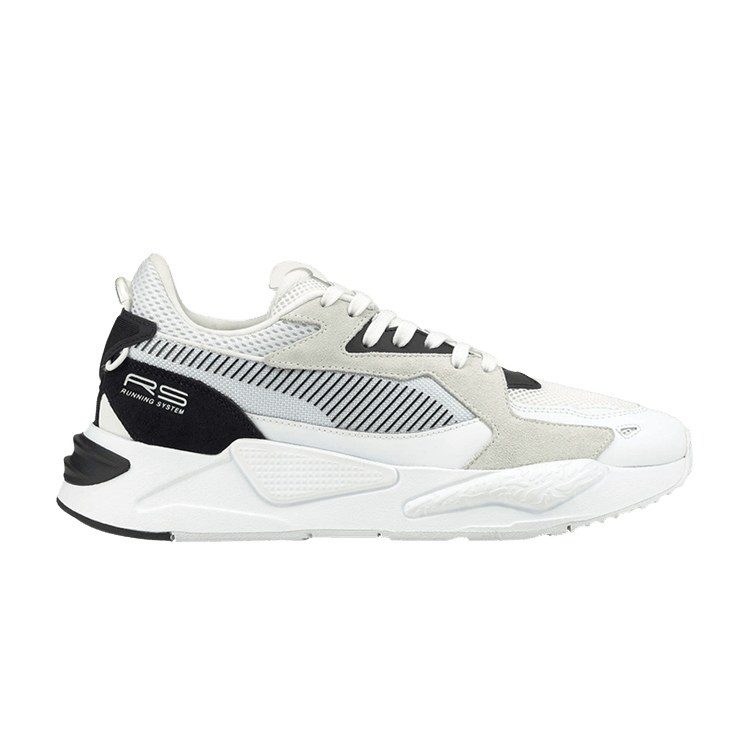 https://d2cva83hdk3bwc.cloudfront.net/puma-rsz-white-black-1.jpg