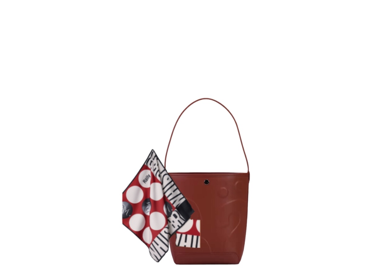 https://d2cva83hdk3bwc.cloudfront.net/rally-sbbrmtbws8tff-rally-movement-the-bag-whisper-scarlet-1.jpg