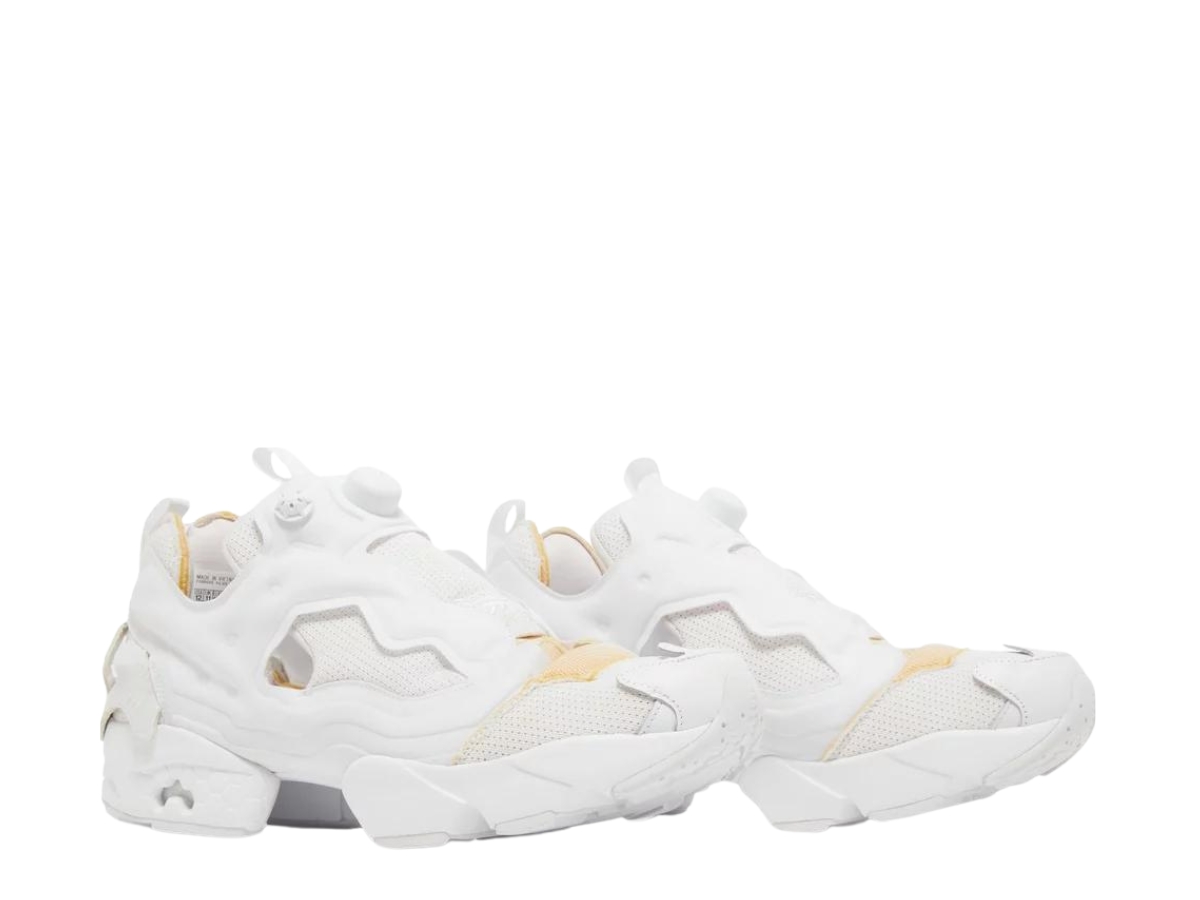 https://d2cva83hdk3bwc.cloudfront.net/reebok-instapump-fury-maison-margiela-memory-of-white-3.jpg