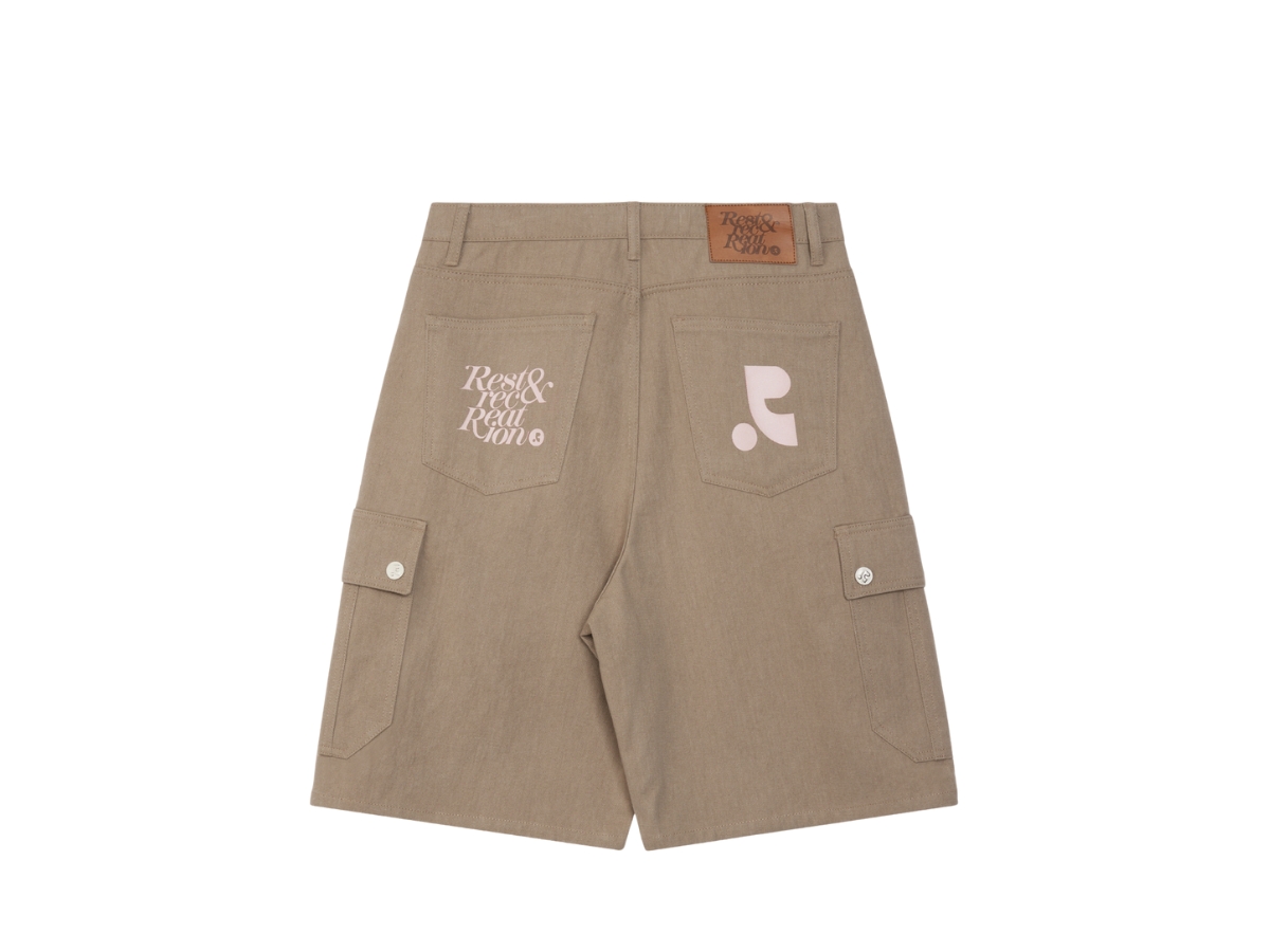 https://d2cva83hdk3bwc.cloudfront.net/rest-recreation-logo-cotton-cargo-shorts-beige-2.jpg