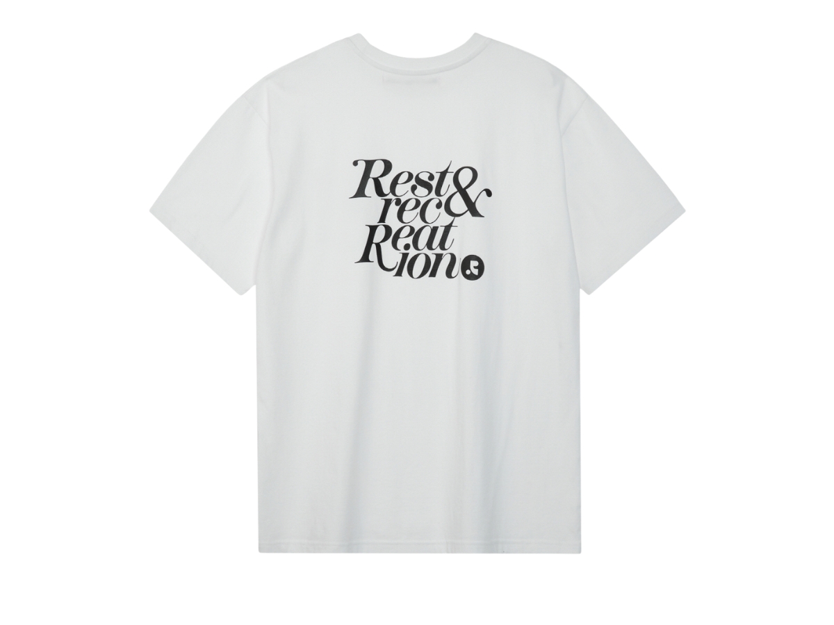 【韓国 Rest & Recreation】POCKET CREWNECK T-SHIRT Buy Rest & Recreation Pocket Crewneck T-Shirt White | SASOM