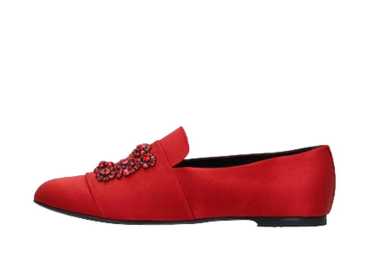https://d2cva83hdk3bwc.cloudfront.net/rgv-losrvlrw-roger-vivier-loafers-red-w-2.jpg