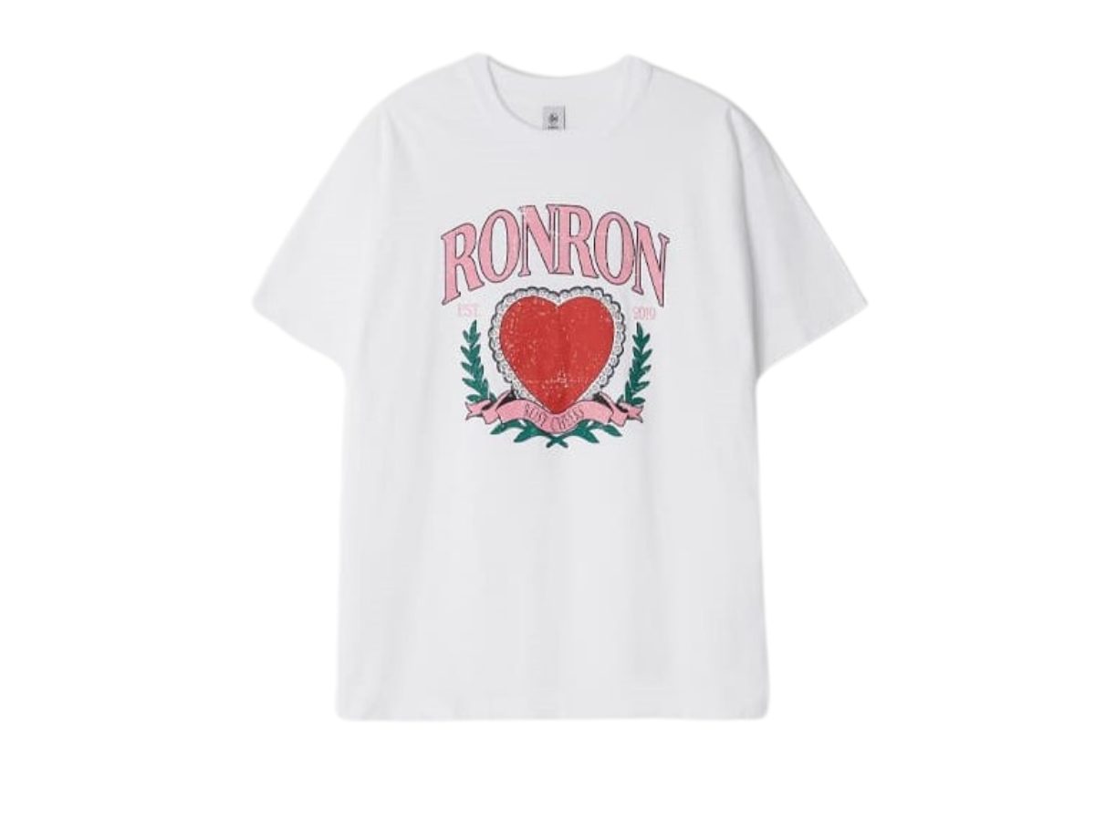 https://d2cva83hdk3bwc.cloudfront.net/ronron-heart-laurel-over-fit-t-shirt-white-1.jpg