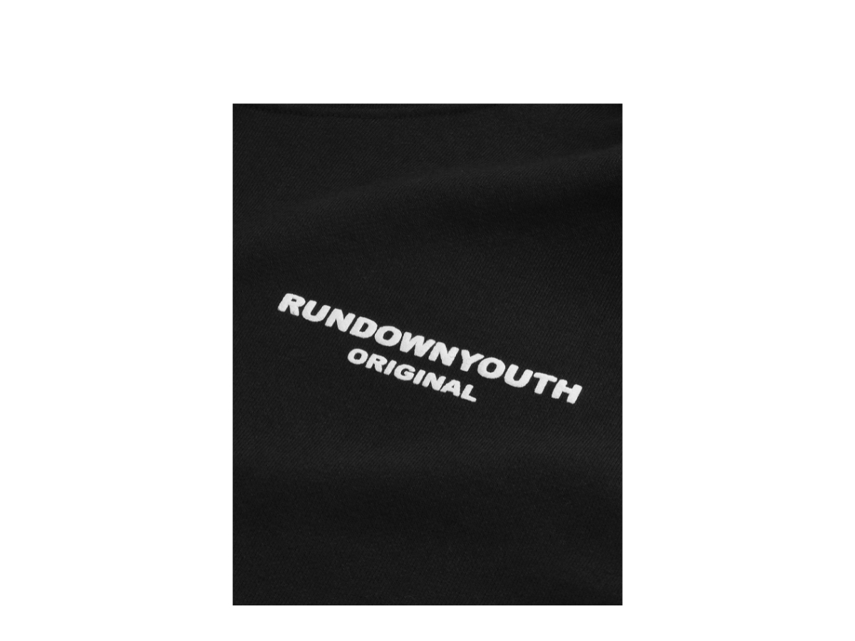https://d2cva83hdk3bwc.cloudfront.net/rundownyouth-rdy-essential-hoodie-07-4.jpg
