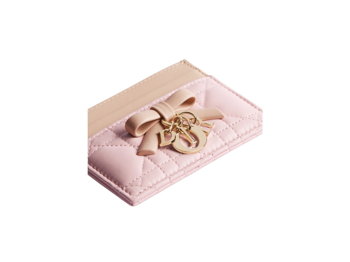https://d2cva83hdk3bwc.cloudfront.net/s2604ouqc-m30i-dior-lady-dior-freesia-card-holder-pink-latte-white-4.jpg