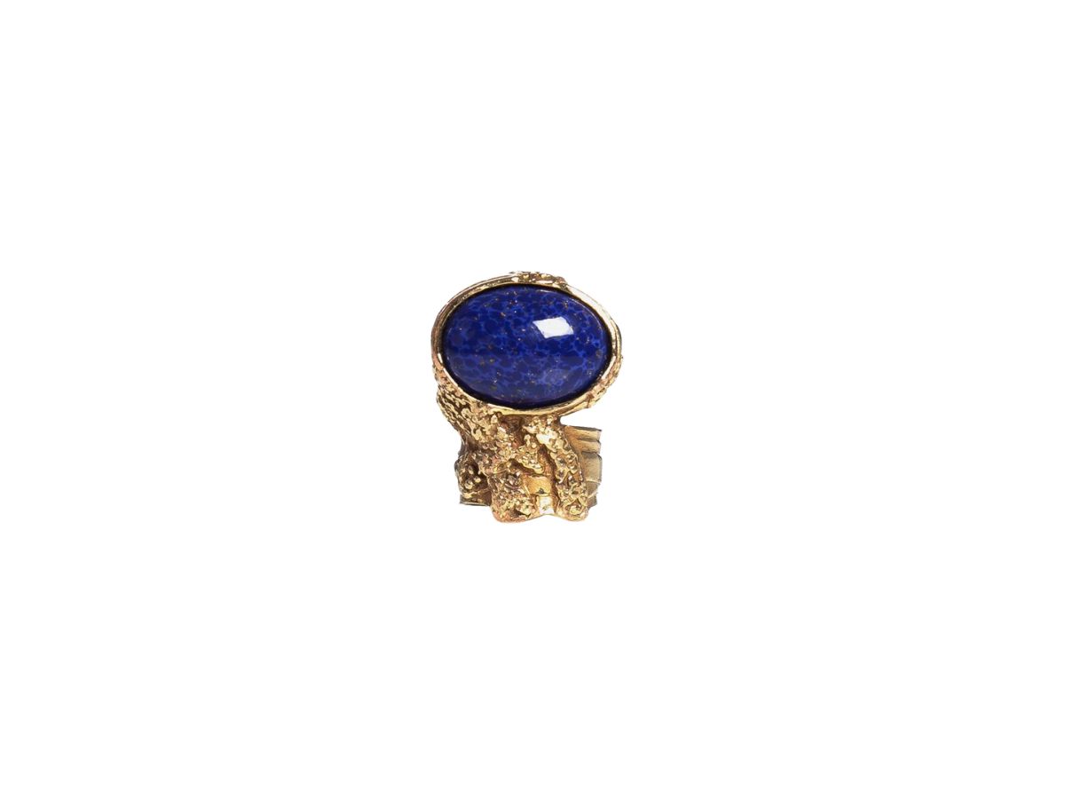 https://d2cva83hdk3bwc.cloudfront.net/saint-laurent-arty-ring-gold-tone-metal-and-blue-stone-1.jpg