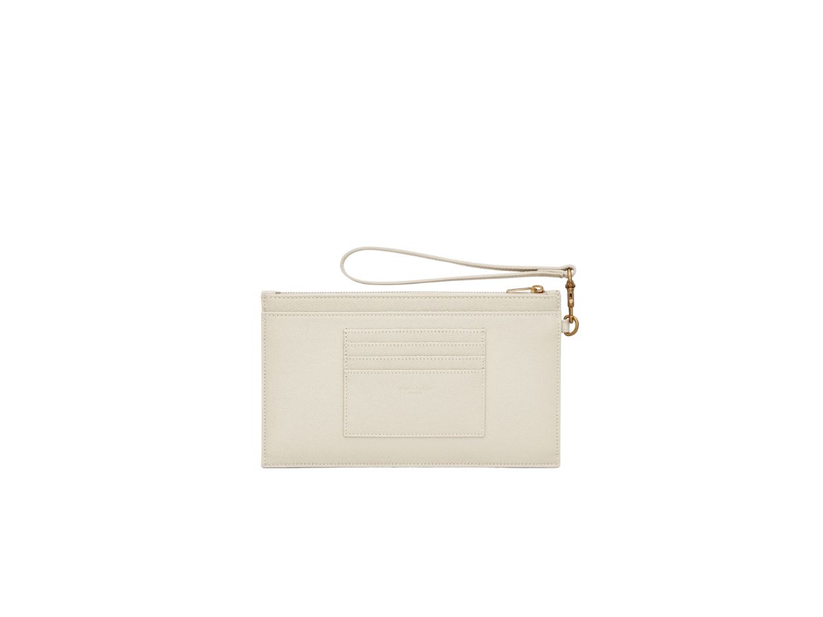 CASSANDRE MATELASSÉ small zipped pouch in grain de poudre embossed