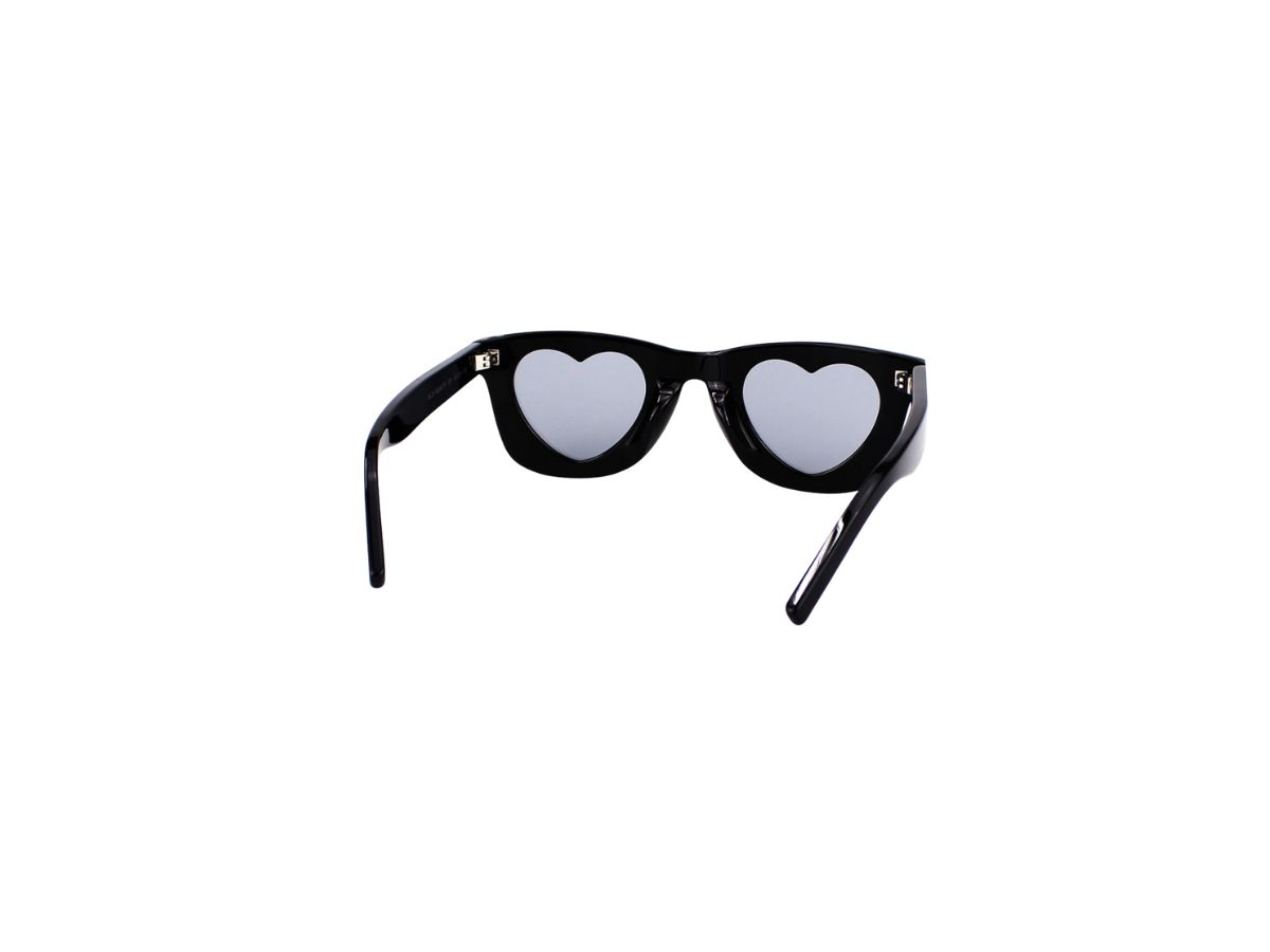 https://d2cva83hdk3bwc.cloudfront.net/saint-laurent-heart-sunglasses-in-black-plastic-frames-and-grey-lenses-4.jpg