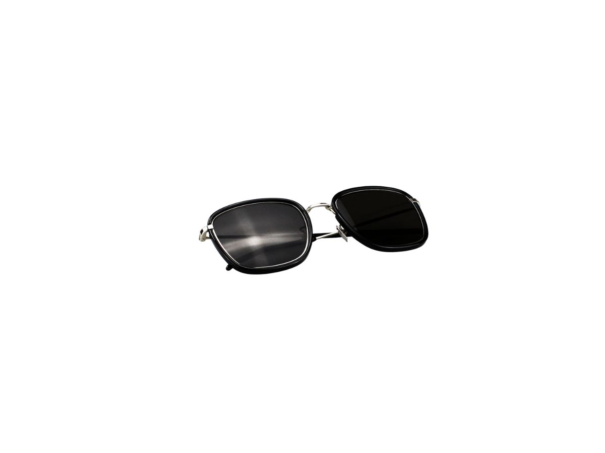 https://d2cva83hdk3bwc.cloudfront.net/saint-laurent-sl-440-sunglasses-in-black-metal-plastic-frames-and-grey-lenses-6.jpg