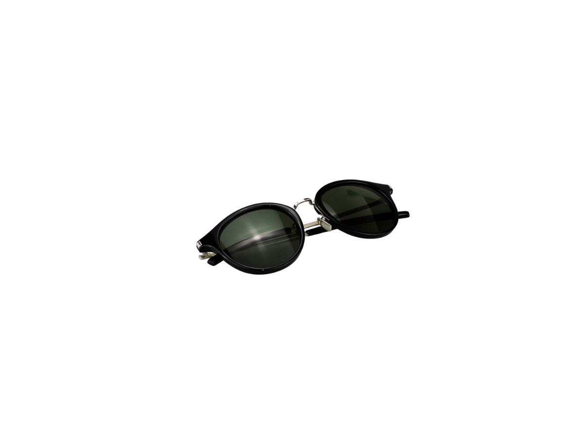 https://d2cva83hdk3bwc.cloudfront.net/saint-laurent-sl-57-sunglasses-in-silver-plastic-metal-frames-and-green-lenses-6.jpg