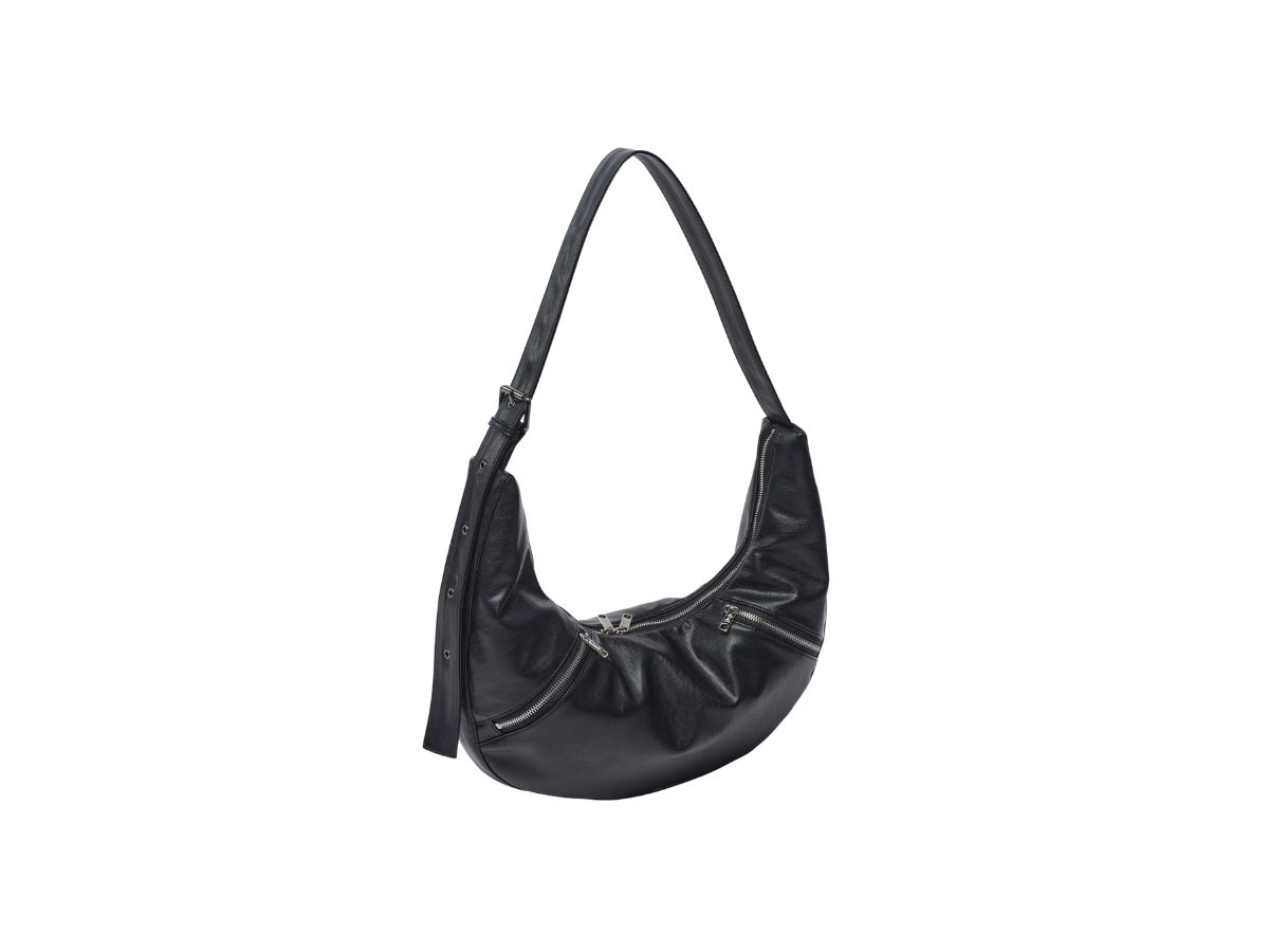 https://d2cva83hdk3bwc.cloudfront.net/samo-ondoh-apple-sling-bag-l-nappa-black-2.jpg