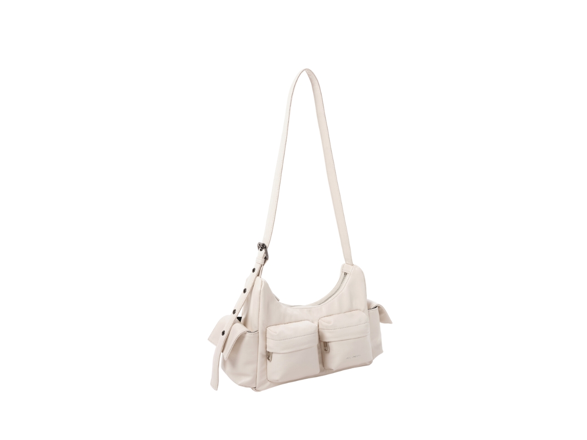 https://d2cva83hdk3bwc.cloudfront.net/samo-ondoh-pocket-mug-bag-m-in-nappa-leather-ivory-2.jpg