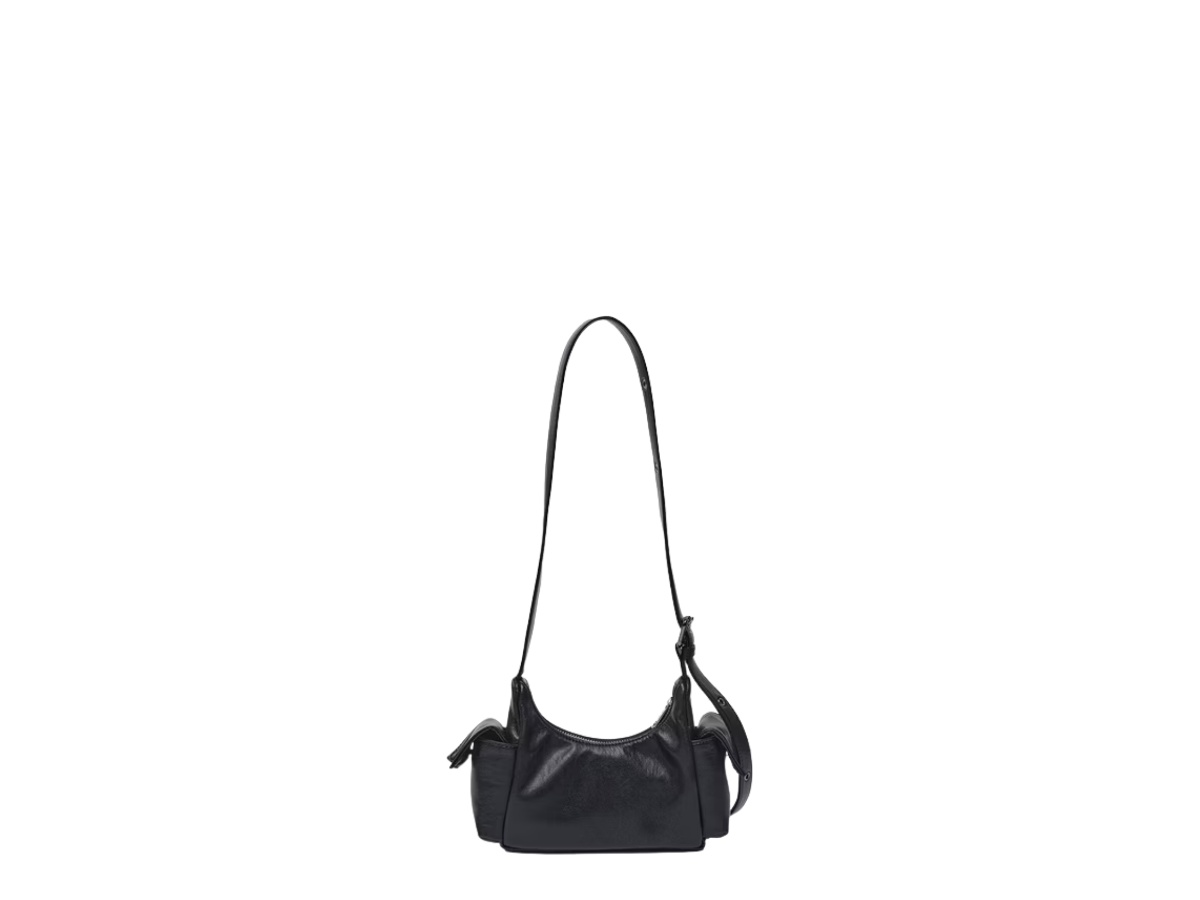 https://d2cva83hdk3bwc.cloudfront.net/samo-sbbsopmbmb-samo-ondoh-pocket-mug-bag-mini-black-2.jpg