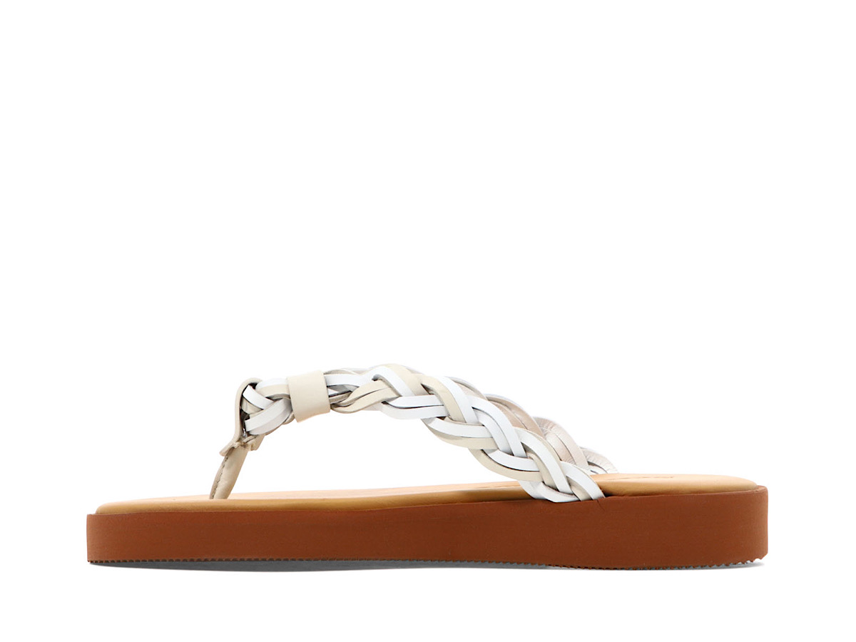 https://d2cva83hdk3bwc.cloudfront.net/sb40052a17073139-chlo-gaucho-sandals-white-pelle-di-vitello-gomma-w-3.jpg