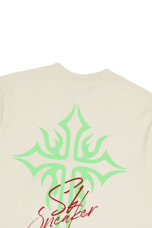 https://d2cva83hdk3bwc.cloudfront.net/sk-sneaker_sk-sneaker-crimson-creed-grow-in-the-dark-tee-beige-7.jpg
