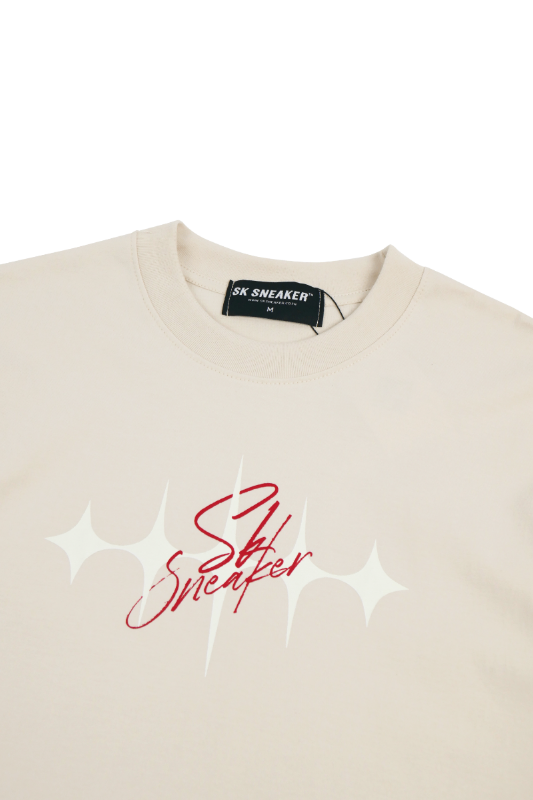 https://d2cva83hdk3bwc.cloudfront.net/sk-sneaker_sk-sneaker-starburst-script-grow-in-thr-dark-tee-beige-6.jpg