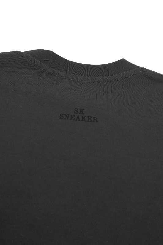 https://d2cva83hdk3bwc.cloudfront.net/sk-sneaker_sk-sneaker-thorns-cross-grey-tee-5.jpg