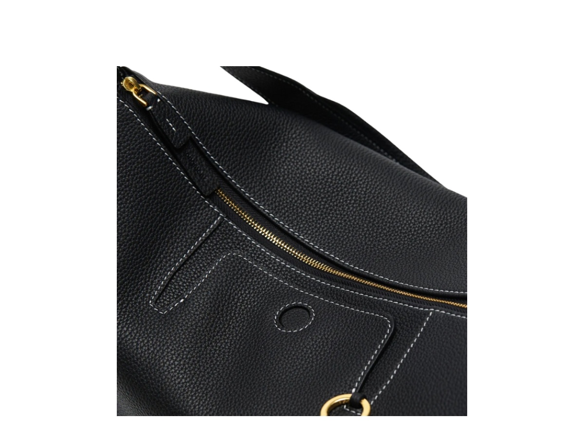 https://d2cva83hdk3bwc.cloudfront.net/smt-habbselyhbo-songmont-extra-large-yore-hobo-bag-minimal-version-onyx-2.jpg
