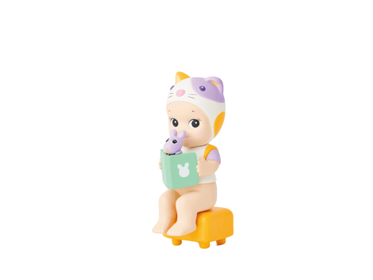 https://d2cva83hdk3bwc.cloudfront.net/sonny-angel-cozy-reading-mini-figure-home-sweet-home-series-2.jpg