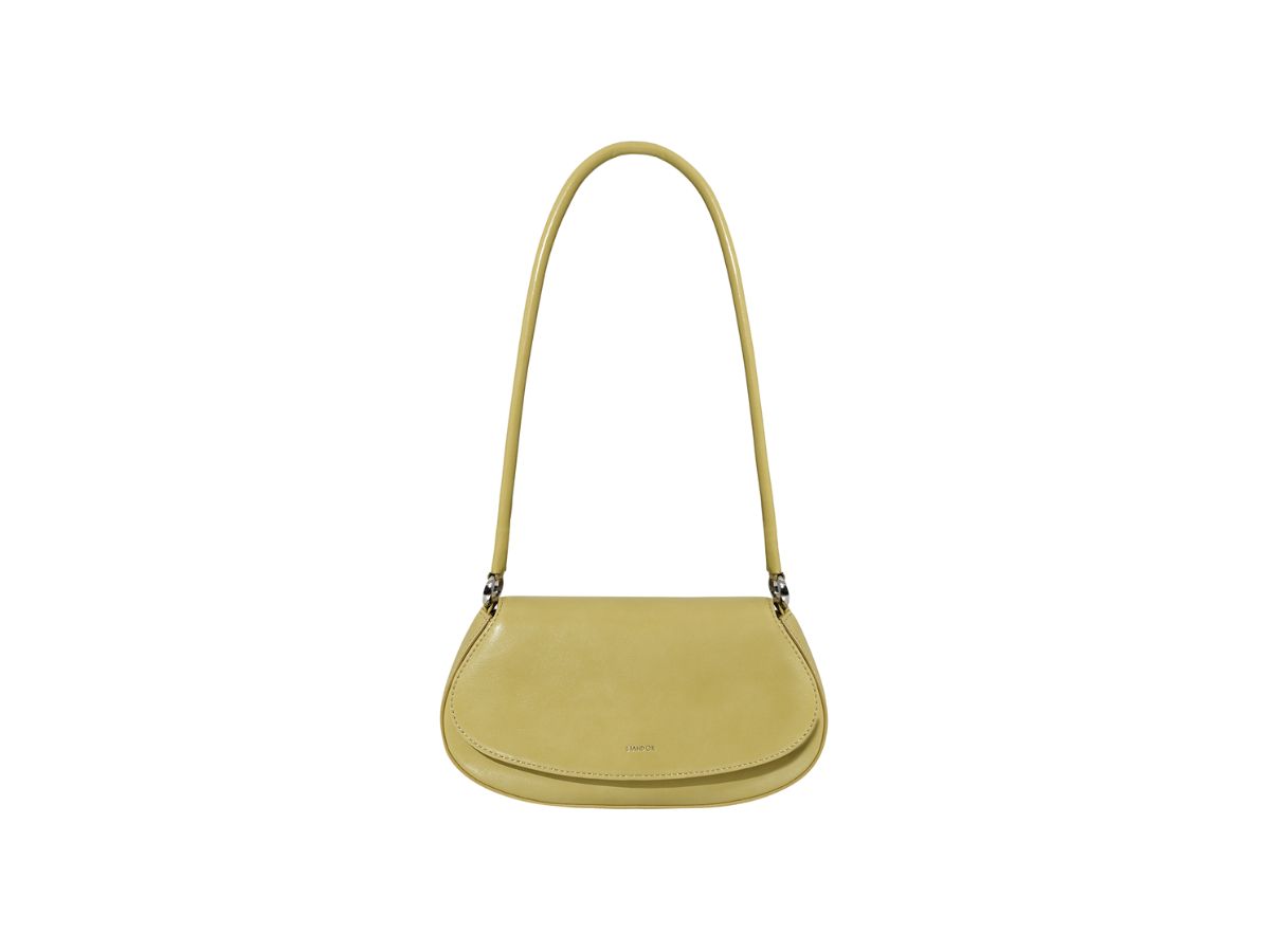 https://d2cva83hdk3bwc.cloudfront.net/stand-oil-clam-bag-in-vegan-leather-olive-1.jpg