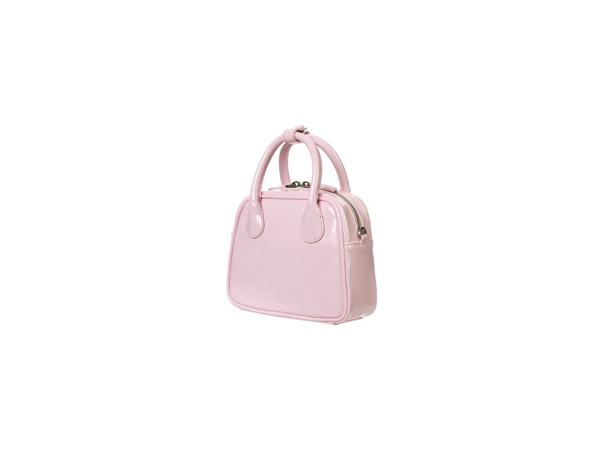 https://d2cva83hdk3bwc.cloudfront.net/stand-oil-momo-bag-mini-baby-pink-2.jpg