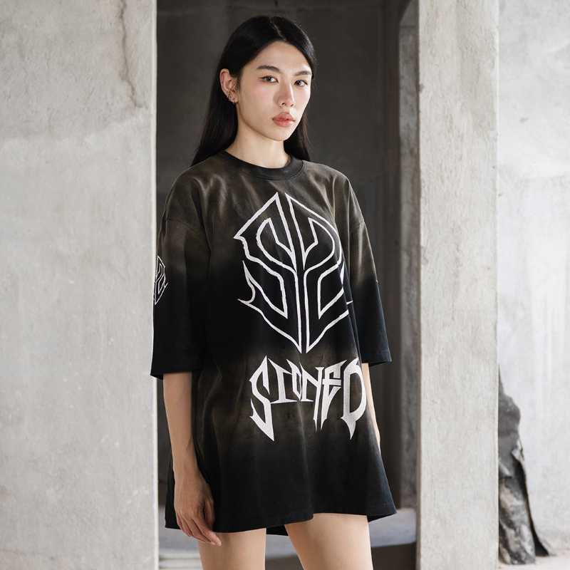 https://d2cva83hdk3bwc.cloudfront.net/stonedandco_wbb25--ss-metal-tee-washed-black-4.jpg