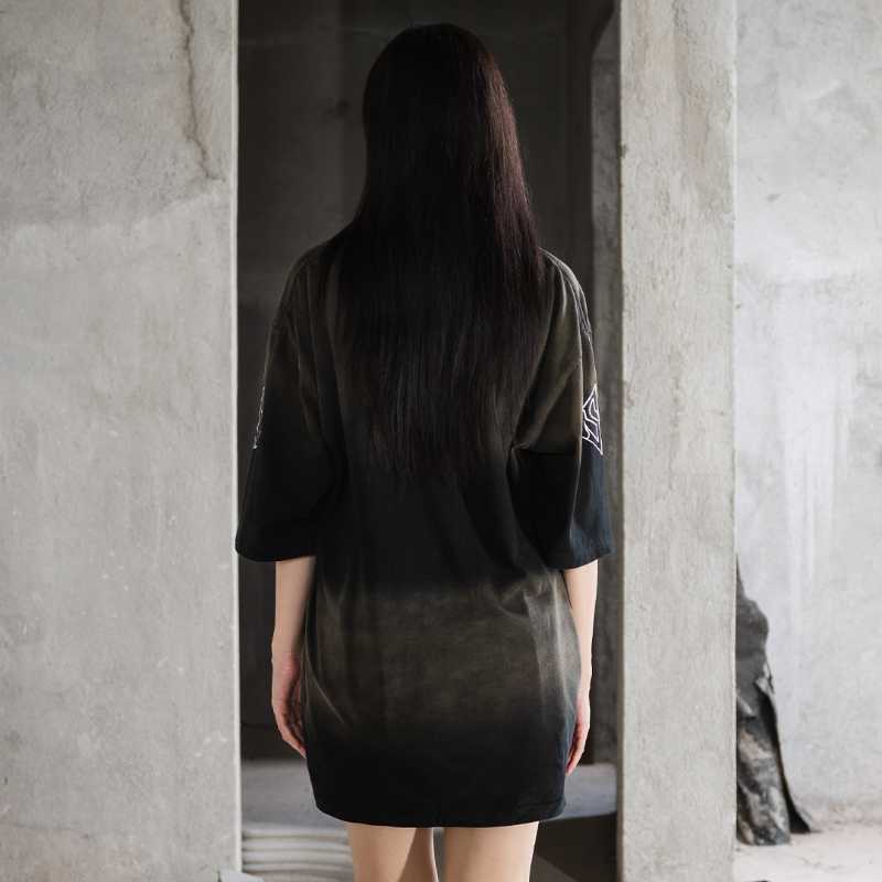 https://d2cva83hdk3bwc.cloudfront.net/stonedandco_wbb25--ss-metal-tee-washed-black-5.jpg