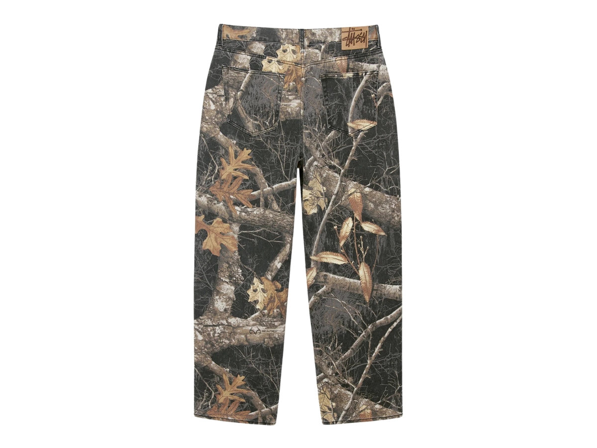 https://d2cva83hdk3bwc.cloudfront.net/stussy-big-ol-jean-realtree-edge-camo-2.jpg