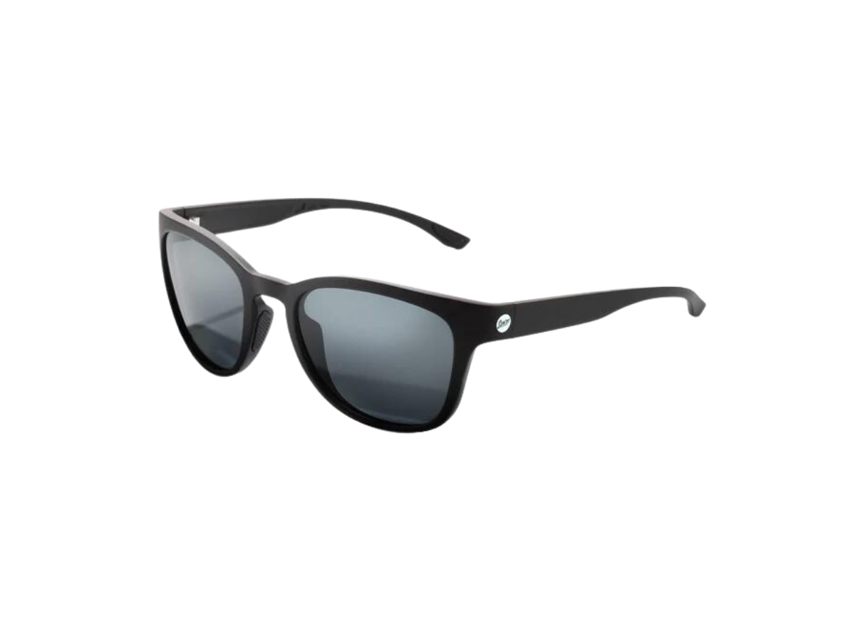 https://d2cva83hdk3bwc.cloudfront.net/sunski-topeka-in-black-frames-with-slate-lenses-2.jpg