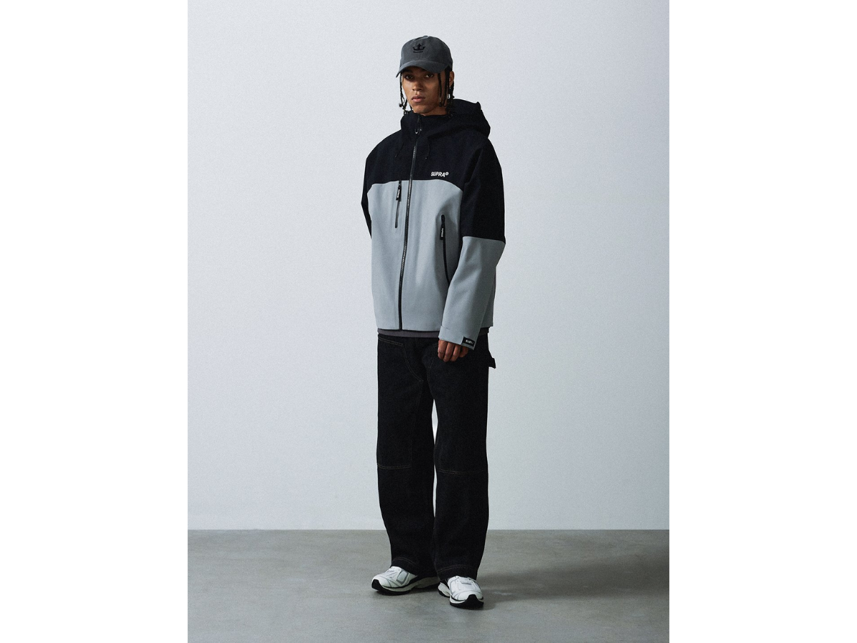 https://d2cva83hdk3bwc.cloudfront.net/supra_supra-back-graphics-3l-windbreaker-grey-5.jpg