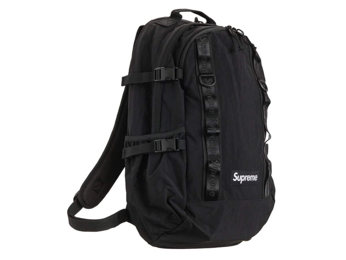 https://d2cva83hdk3bwc.cloudfront.net/supreme-backpack--fw20--black-2.jpg