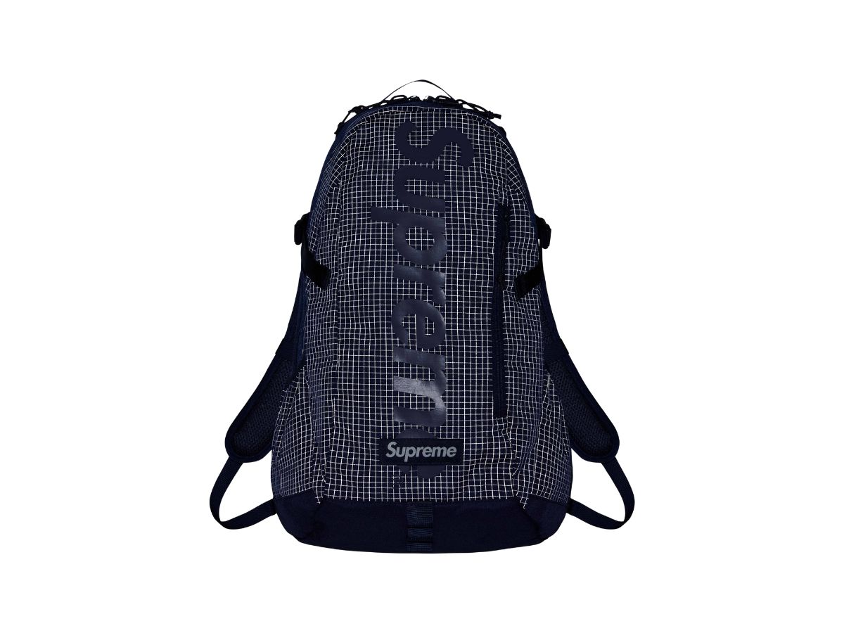 https://d2cva83hdk3bwc.cloudfront.net/supreme-backpack-navy--ss24--2.jpg