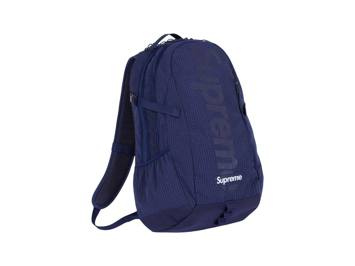 https://d2cva83hdk3bwc.cloudfront.net/supreme-backpack-navy--ss24--3.jpg