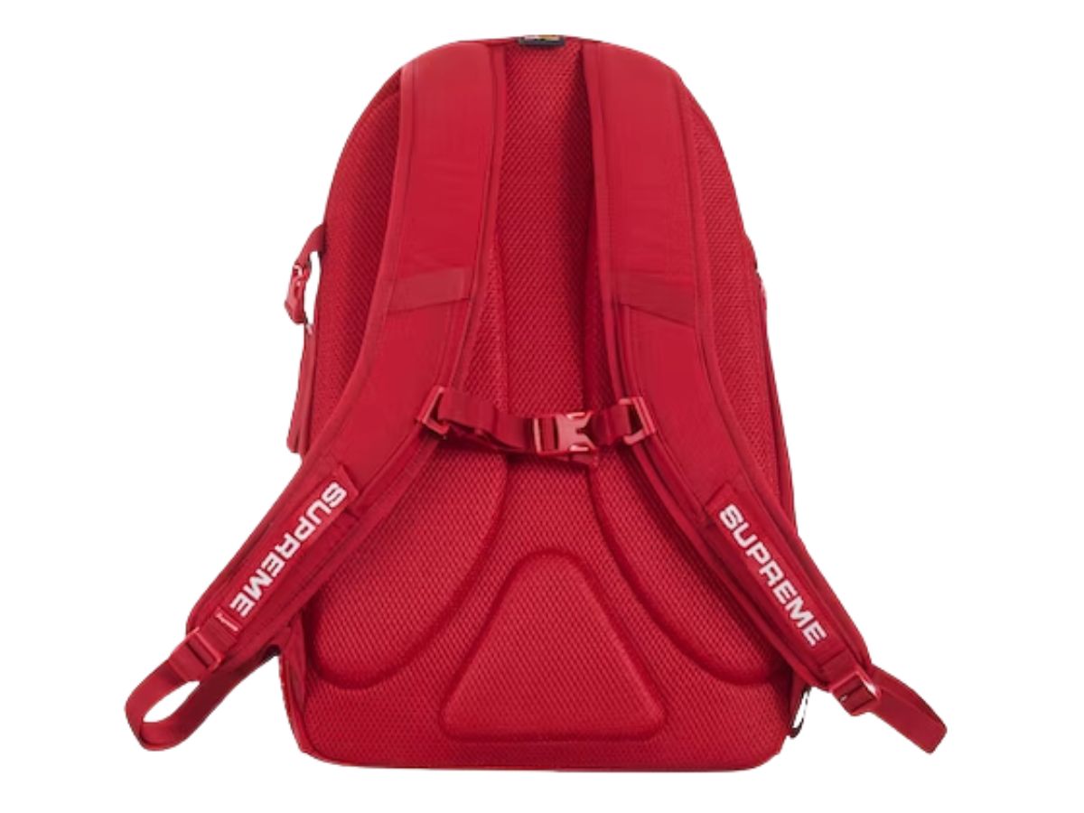 https://d2cva83hdk3bwc.cloudfront.net/supreme-backpack-red--fw22--3.jpg