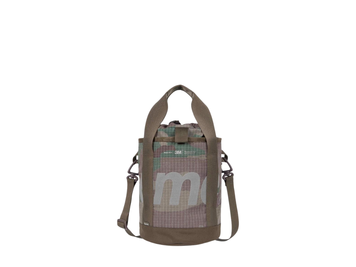 新品未使用 Supreme Cinch Bag Camo 2024SS Supreme Cinch Bag (SS24) - $78