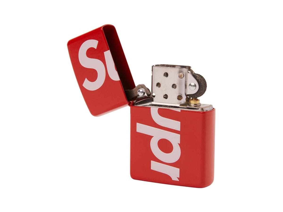 https://d2cva83hdk3bwc.cloudfront.net/supreme-logo-zippo-red-1.jpg