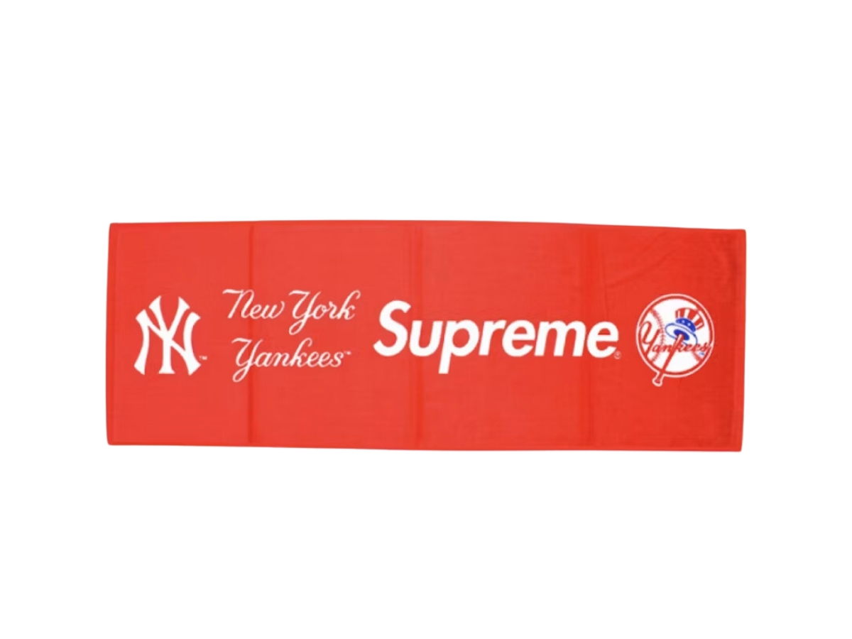 SASOM | accessories Supreme New York Yankees Hand Towel Red Check
