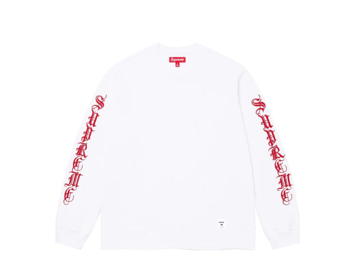 ช้อป Supreme Old English L/S Top White (FW24)ของแท้ที่ SASOM