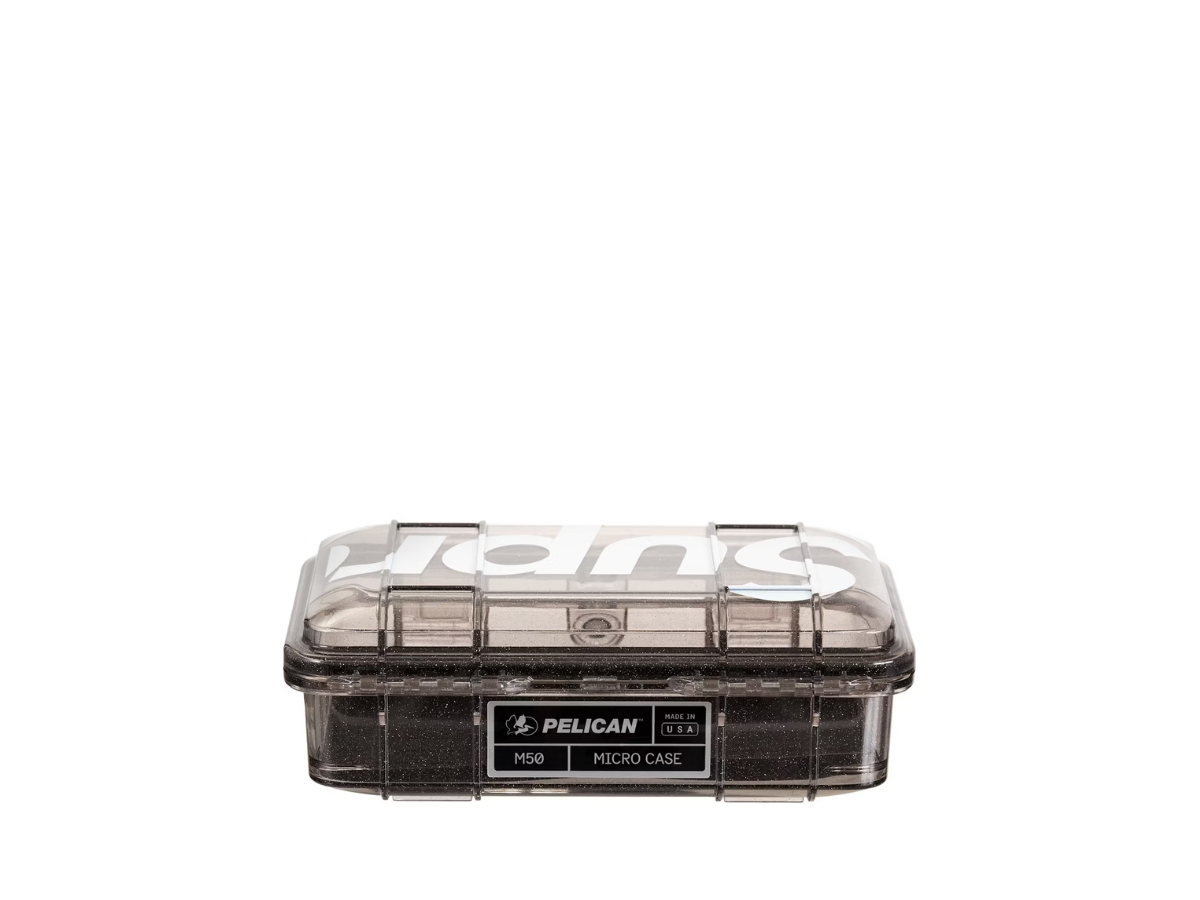 https://d2cva83hdk3bwc.cloudfront.net/supreme-pelican-m50-micro-case-black-fw24-3.jpg