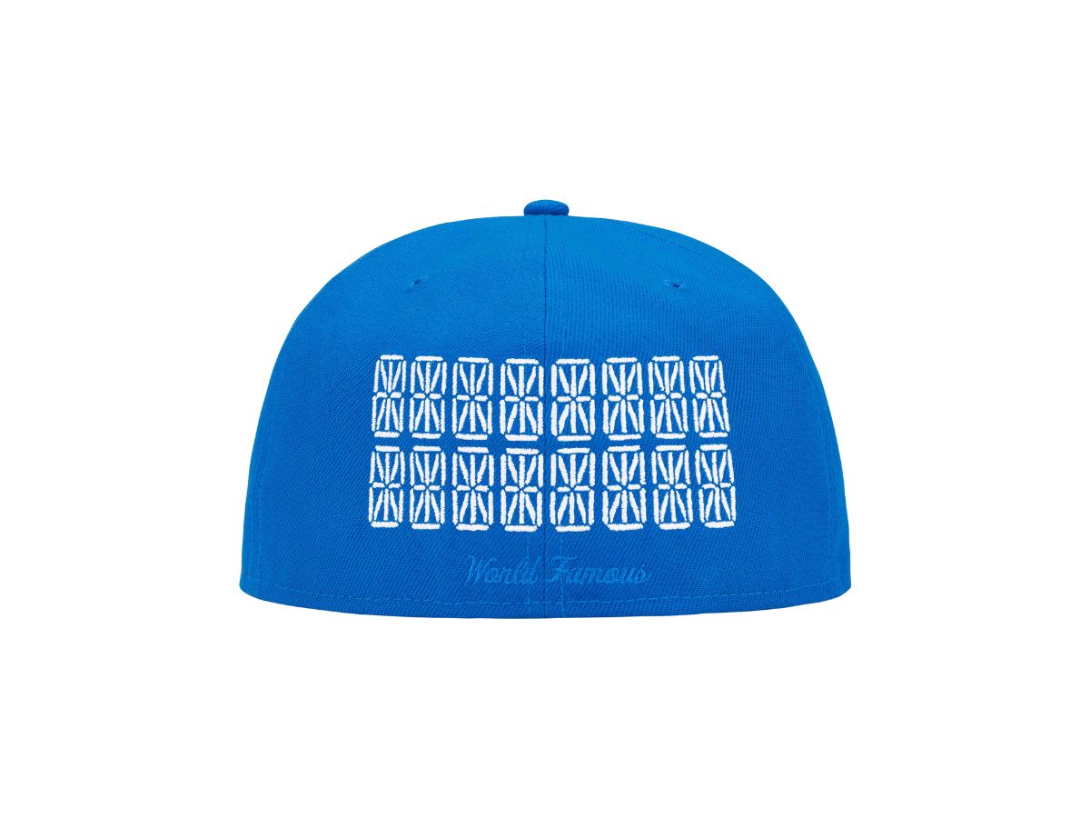https://d2cva83hdk3bwc.cloudfront.net/supreme-sharpie-box-logo-new-era-blue--ss24--2.jpg
