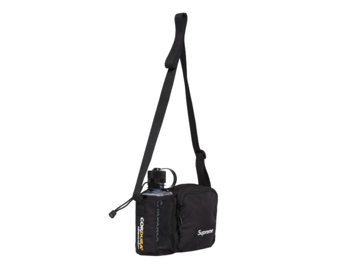 https://d2cva83hdk3bwc.cloudfront.net/supreme-side-bag-black--2.jpg