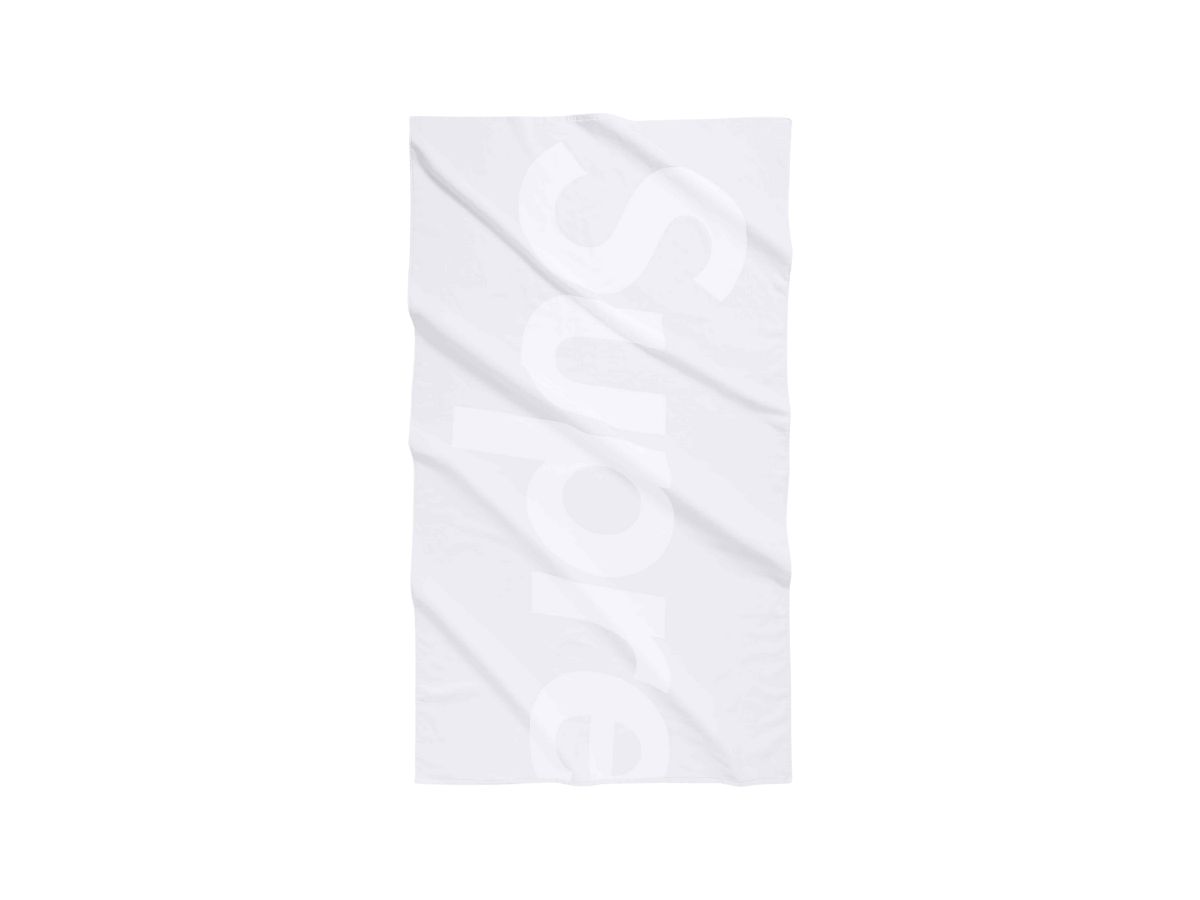 https://d2cva83hdk3bwc.cloudfront.net/supreme-tonal-logo-towel-white-ss24-1.jpg