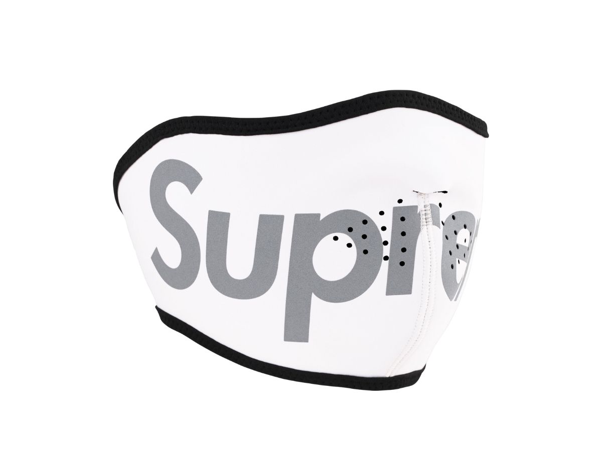 https://d2cva83hdk3bwc.cloudfront.net/supreme-windstopper-facemask-white--fw23--4.jpg