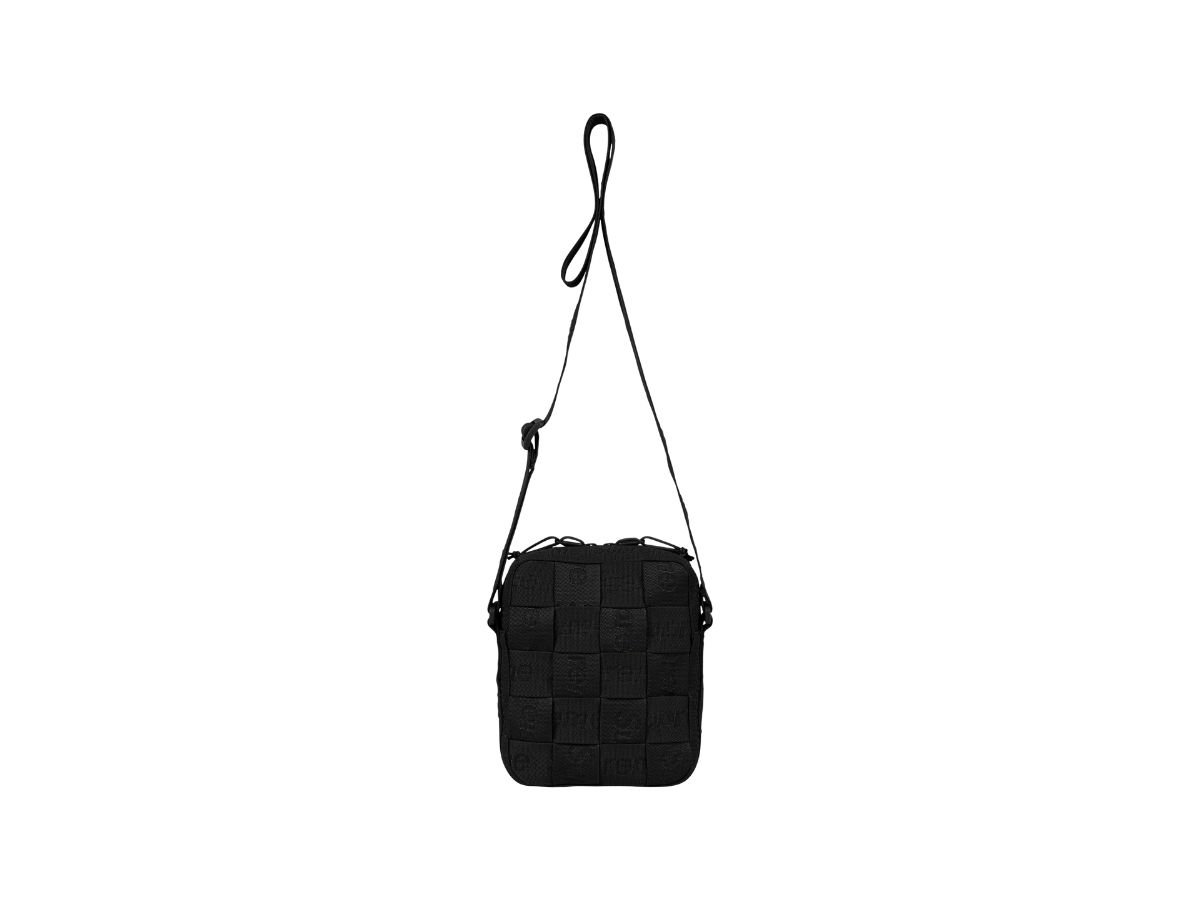 https://d2cva83hdk3bwc.cloudfront.net/supreme-woven-shoulder-bag-black--ss23--2.jpg